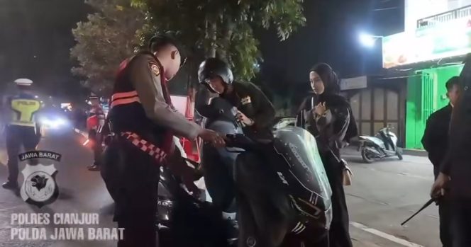 
					Operasi Knalpot Brong Digelar, Polres Cianjur Ajak Warga Jaga Ketertiban dan Keselamatan