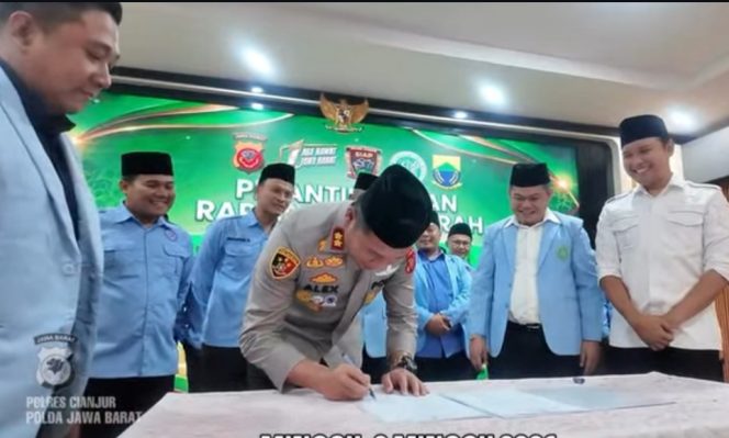 
					Sinergi Ulama, Pemerintah, dan Polri Menguat di Rakerda BKPRMI Cianjur, Fokus Bina Generasi Berakhlak Mulia