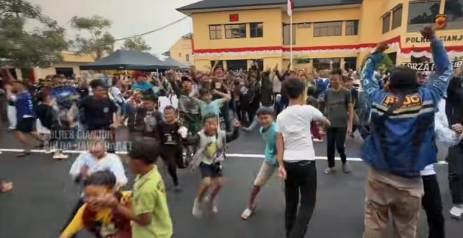 
					Dukung Sportivitas dan Kamtibmas, Polres Cianjur Fasilitasi Nobar Semifinal Piala Presiden 2026