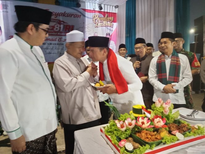 
					Malam Tasyakur HUT ke-81 RI dan Maulid Nabi, Camat Pamulang Ajak Masyarakat Wujudkan “Pamulang Luar Biasa”