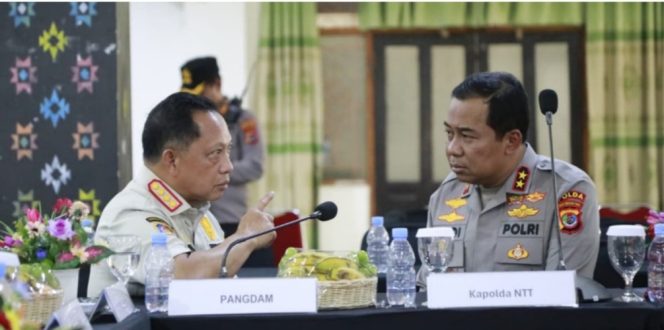 
					Polri dan Pemerintah Percepat Penanganan Dampak Gempa M 7,7 di Flores
