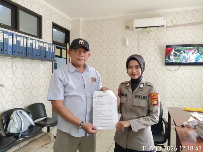 
					Dugaan Pemalsuan Dokumen PIP Jalur Afirmasi SMPN 13, Ketua Korwil FWJI Tangsel Resmi Laporkan Dinas Pendidikan ke Kejari dan Polres
