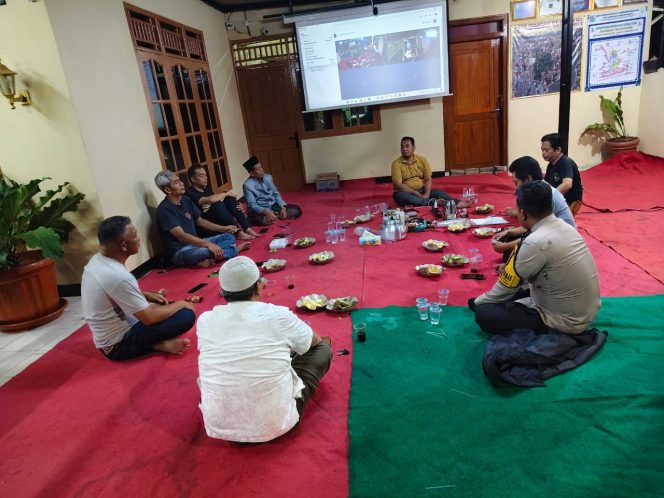 
					Jaga Jakarta+ On The Spot, Bhabinkamtibmas Lengkong Karya Perkuat Cooling System dan KRYD