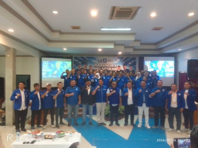 
					Kukuhkan 41 Ketua DPC Se-Kecamatan, Siapkan Strategi Hadapi Pilkada dan Pileg 2026