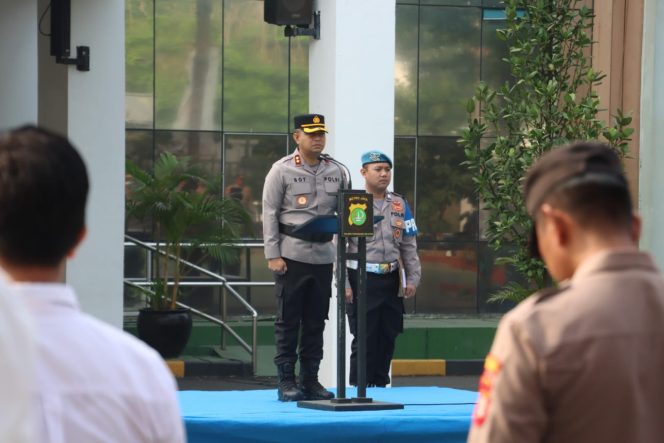 
					Polres Tangerang Selatan Gelar Upacara HAORNAS ke-43 Tahun 2026